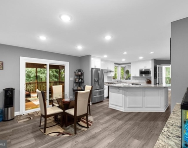6874 Caravan Court - Photo Thumbnail 22
