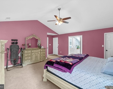 6874 Caravan Court - Photo Thumbnail 36