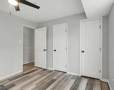 900 Jessicas Lane - Photo Thumbnail 13