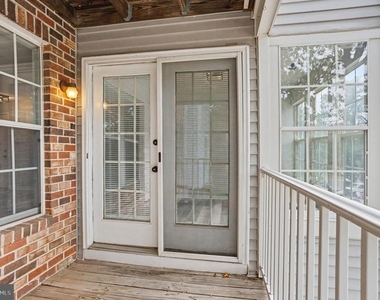 900 Jessicas Lane - Photo Thumbnail 5