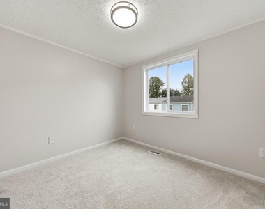 6711 Kernel Court - Photo Thumbnail 32