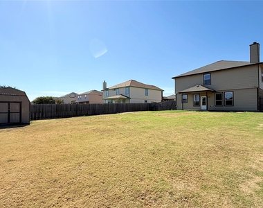 511 Taurus Dr - Photo Thumbnail 24