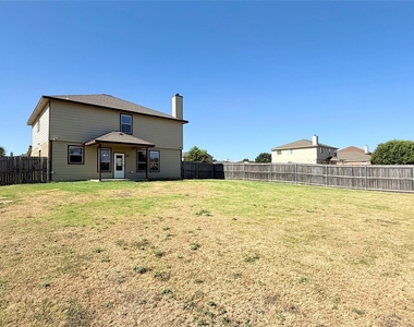 511 Taurus Dr - Photo Thumbnail 26