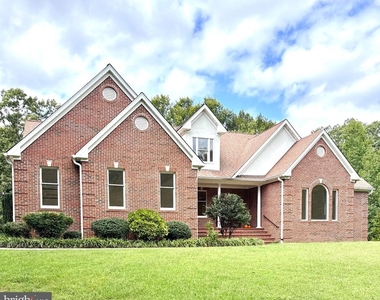 11325 Wicomico Oaks Place - Photo Thumbnail 1