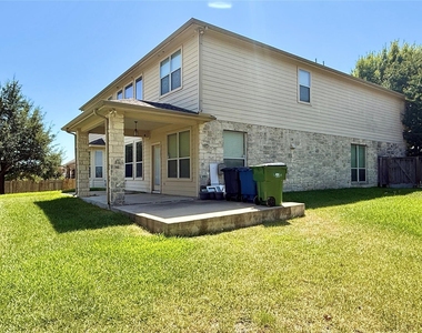2110 Reston Cv - Photo Thumbnail 4