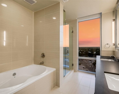 214 Barton Springs Rd - Photo Thumbnail 12