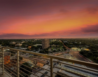 214 Barton Springs Rd - Photo Thumbnail 18