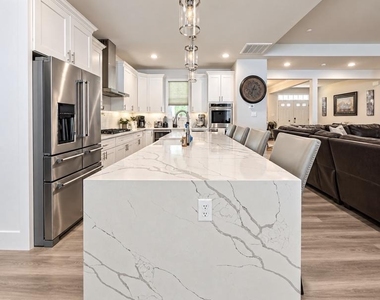 7693 Weatherly Place - Photo Thumbnail 11