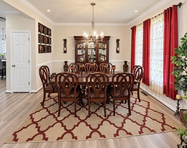 7693 Weatherly Place - Photo Thumbnail 5