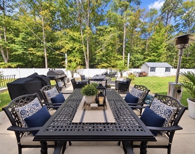 7693 Weatherly Place - Photo Thumbnail 54