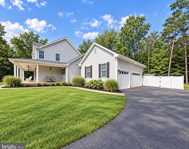 7693 Weatherly Place - Photo Thumbnail 2