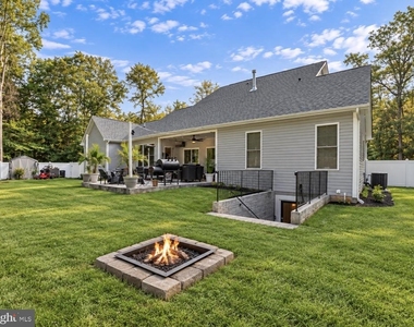 7693 Weatherly Place - Photo Thumbnail 53