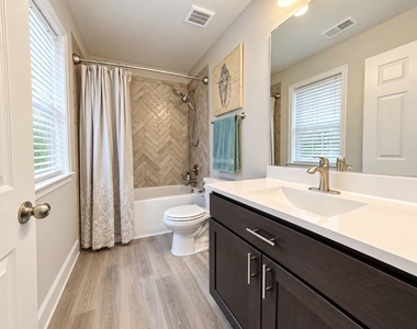 7693 Weatherly Place - Photo Thumbnail 39