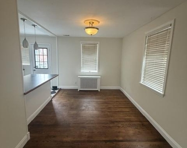 1721 Pin Oak Road - Photo Thumbnail 3