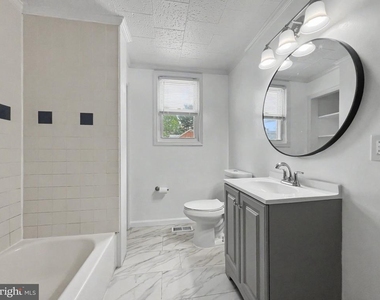 5900 Hamilton Avenue - Photo Thumbnail 6