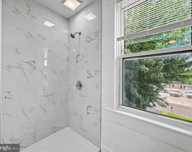 5900 Hamilton Avenue - Photo Thumbnail 17