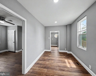 5900 Hamilton Avenue - Photo Thumbnail 5