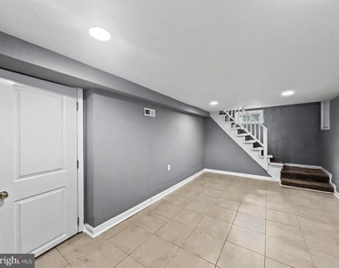 5900 Hamilton Avenue - Photo Thumbnail 11