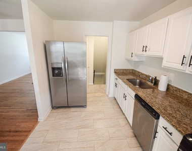 5644 Leiden Road - Photo Thumbnail 8
