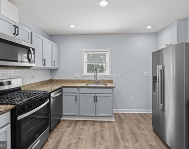 4225 Cardwell Avenue - Photo Thumbnail 14