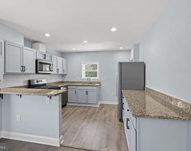 4225 Cardwell Avenue - Photo Thumbnail 12