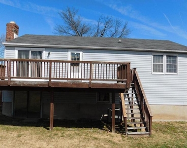8627 Saxon Circle - Photo Thumbnail 21