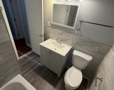 6207 Pioneer Drive - Photo Thumbnail 11