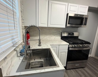 6207 Pioneer Drive - Photo Thumbnail 5