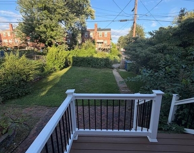 6207 Pioneer Drive - Photo Thumbnail 18