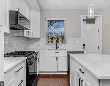 620 S Newkirk Street - Photo Thumbnail 9
