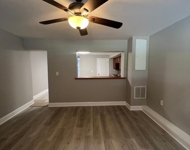 2504 Marbourne Avenue - Photo Thumbnail 7