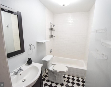 3606 Hudson Street - Photo Thumbnail 14
