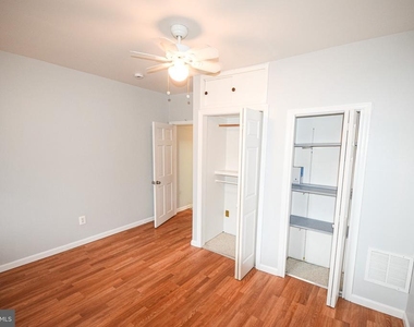 3606 Hudson Street - Photo Thumbnail 8