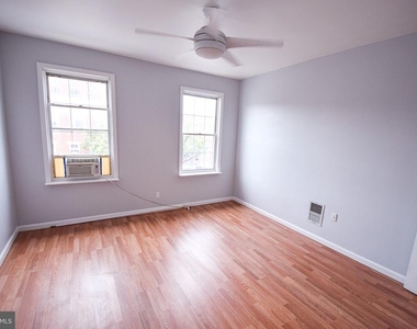 3606 Hudson Street - Photo Thumbnail 12