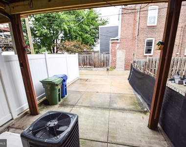 3606 Hudson Street - Photo Thumbnail 18