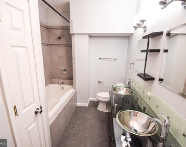 3606 Hudson Street - Photo Thumbnail 11