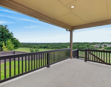 700 Ledge Stone Dr - Photo Thumbnail 27
