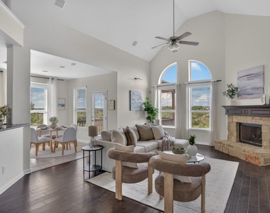 700 Ledge Stone Dr - Photo Thumbnail 6