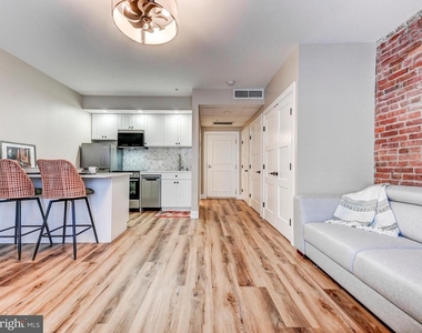 1000 Fell Street - Photo Thumbnail 9