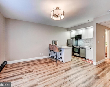 1000 Fell Street - Photo Thumbnail 8