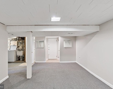 6226 Woodcrest Avenue - Photo Thumbnail 43