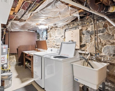 6226 Woodcrest Avenue - Photo Thumbnail 44