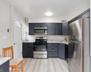 6226 Woodcrest Avenue - Photo Thumbnail 15