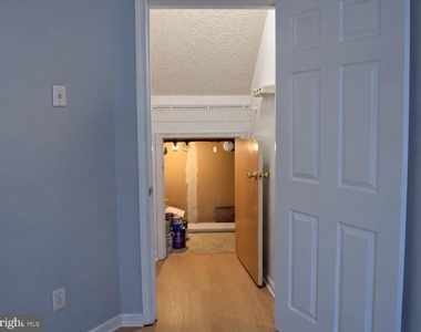 40 Ironstone Court - Photo Thumbnail 5