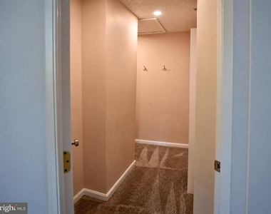 40 Ironstone Court - Photo Thumbnail 12