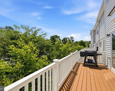 205 Jenkins Way - Photo Thumbnail 35