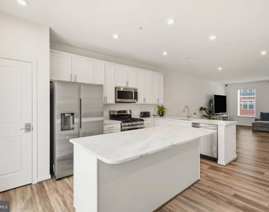 205 Jenkins Way - Photo Thumbnail 10