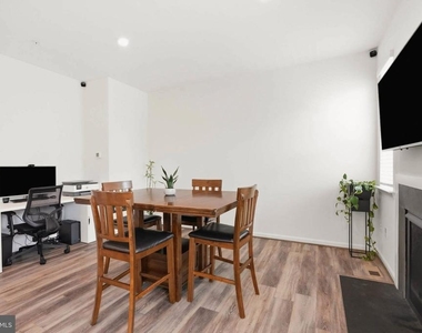 205 Jenkins Way - Photo Thumbnail 13