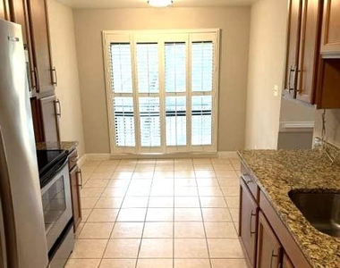 1227 Gemini Drive - Photo Thumbnail 6