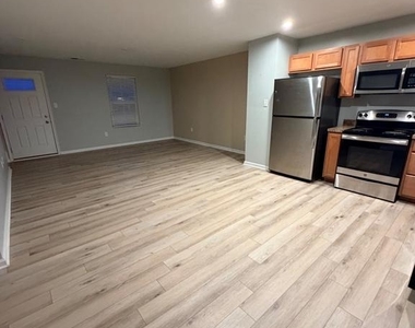 36432 Carriage Walk Lane - Photo Thumbnail 2